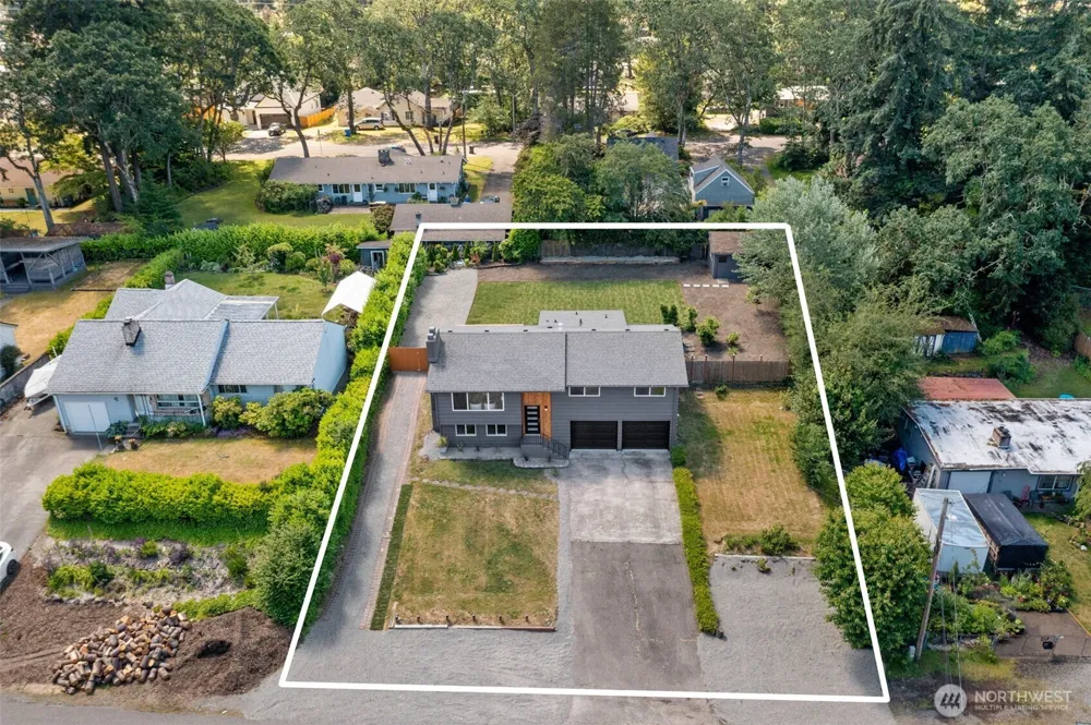 8712 Wildwood Avenue SW Lakewood, WA 98498