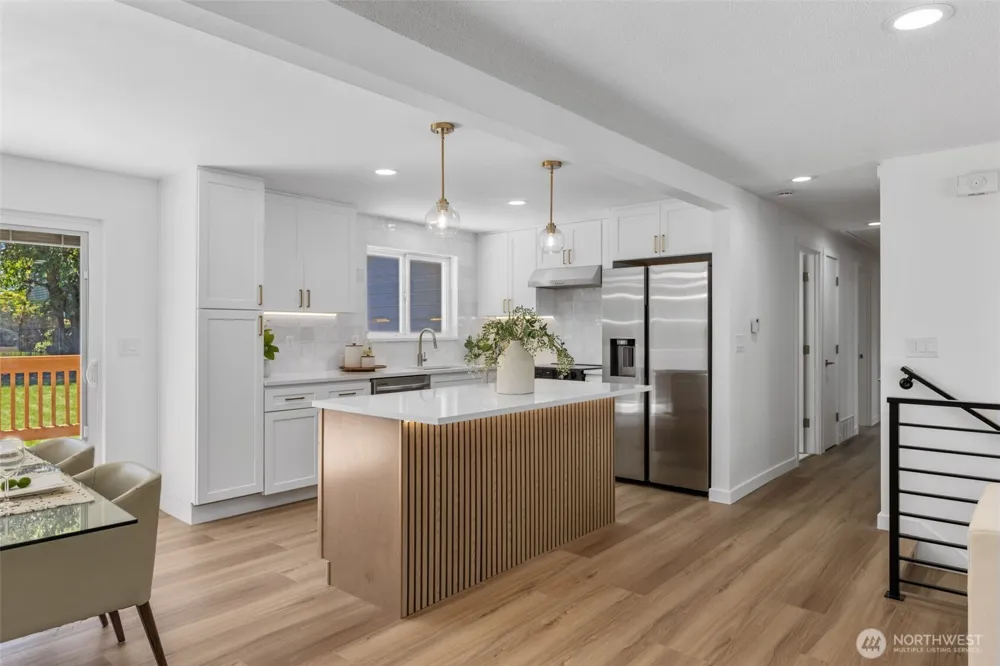 8712 Wildwood Avenue SW Lakewood, WA 98498