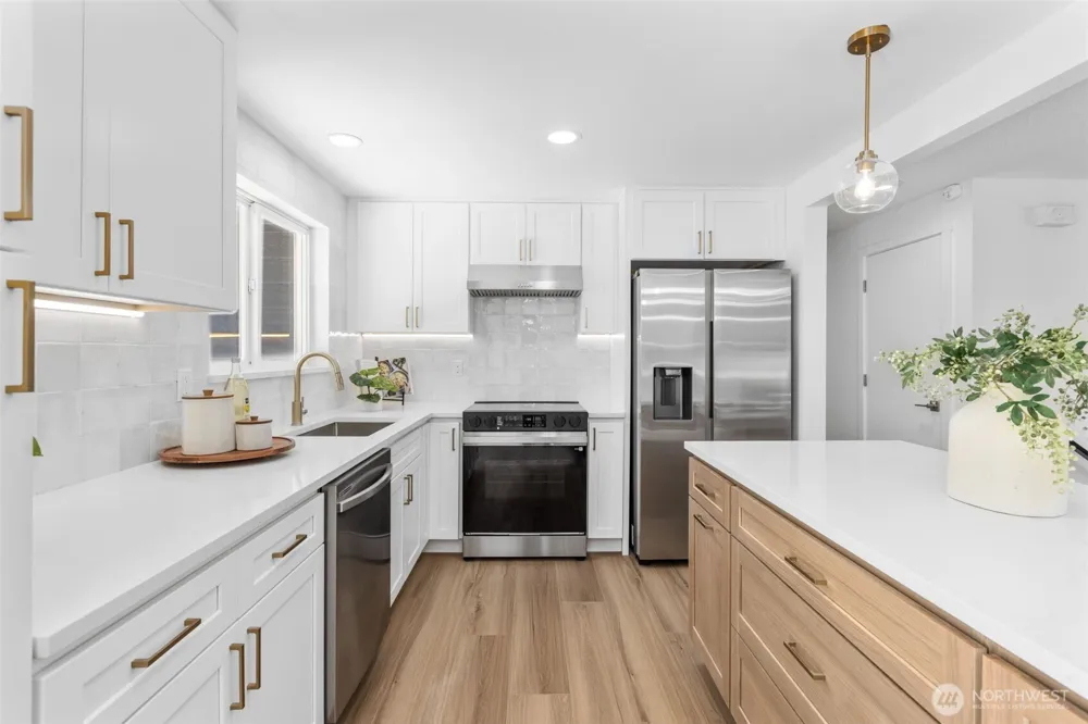 8712 Wildwood Avenue SW Lakewood, WA 98498
