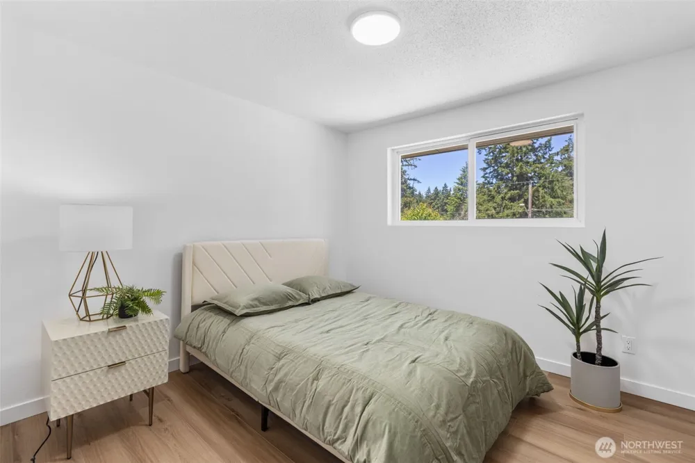 8712 Wildwood Avenue SW Lakewood, WA 98498