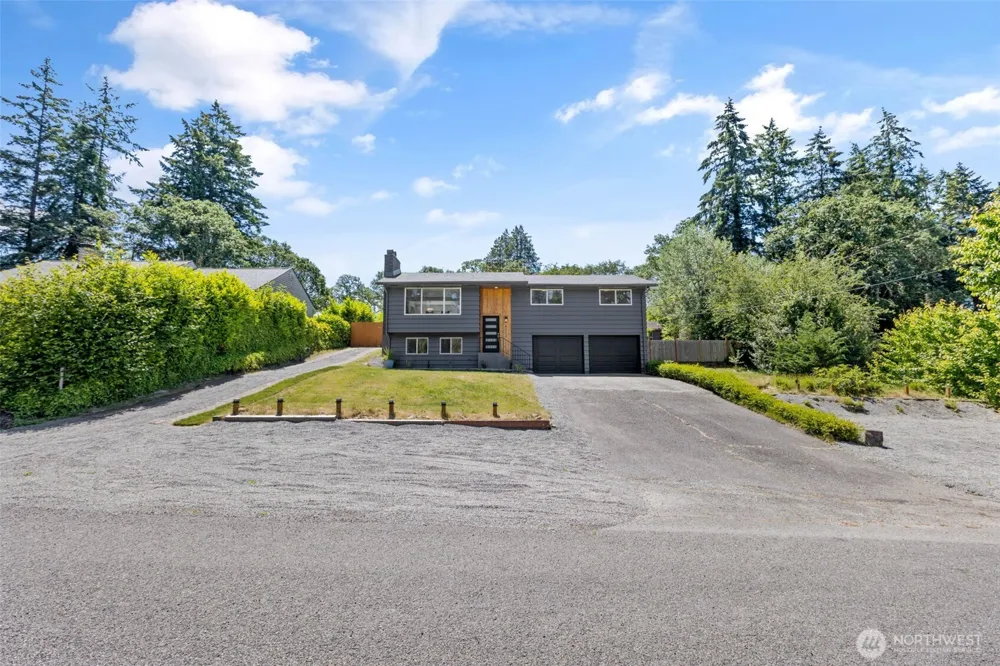 8712 Wildwood Avenue SW Lakewood, WA 98498