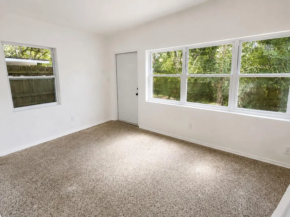 1605 DAUPHIN LANE Orlando, FL 32803