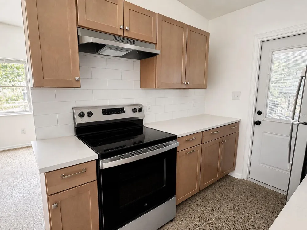 1607 DAUPHIN LANE Orlando, FL 32803