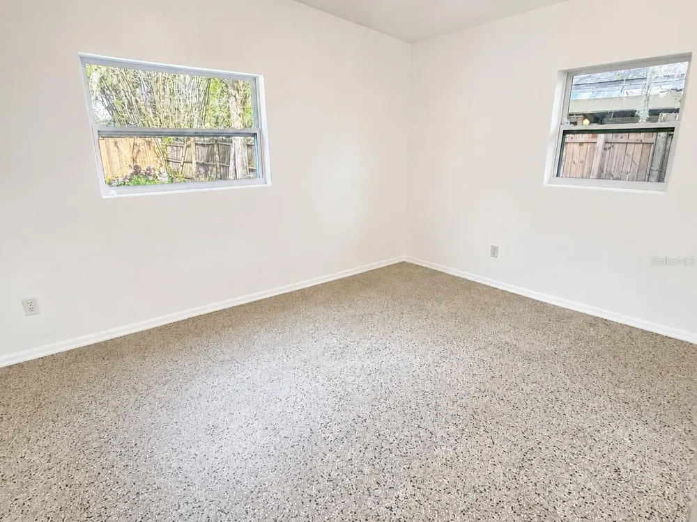 1607 DAUPHIN LANE Orlando, FL 32803