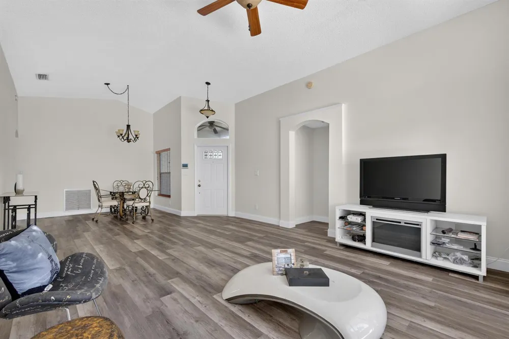 7816 MANOR FOREST LANE Boynton Beach, FL 33436
