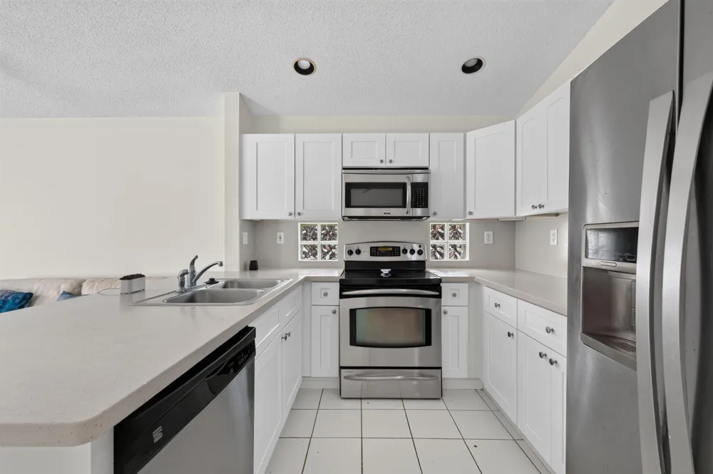 7816 MANOR FOREST LANE Boynton Beach, FL 33436