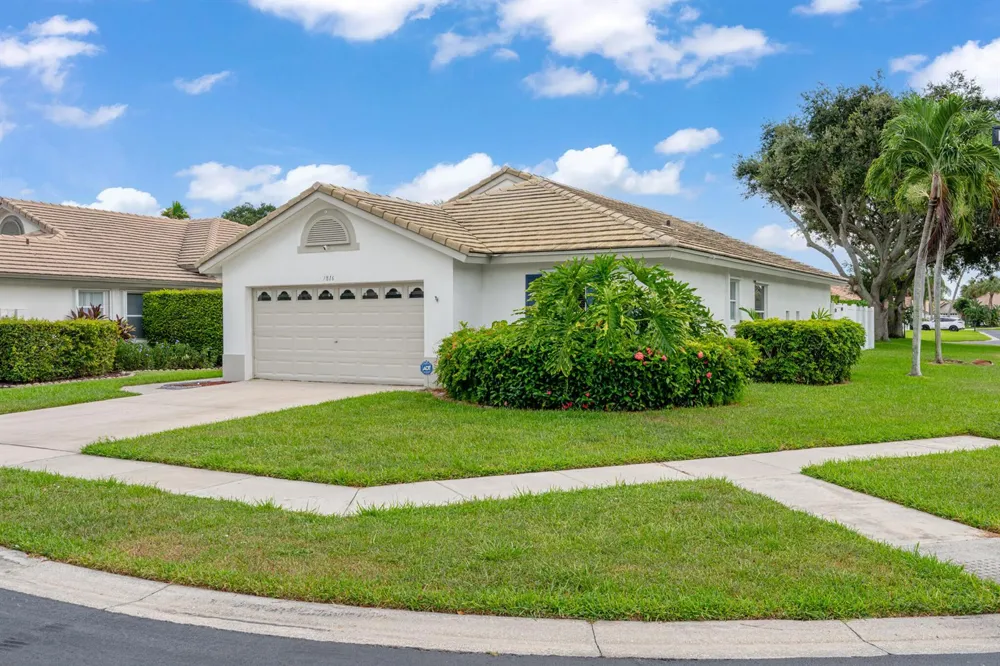 7816 MANOR FOREST LANE Boynton Beach, FL 33436