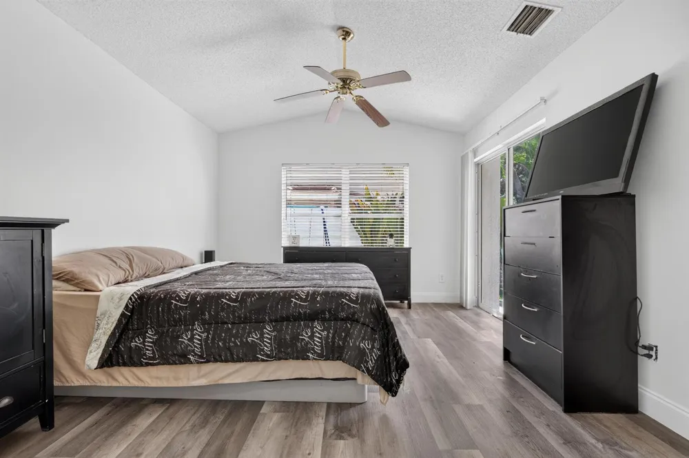 7816 MANOR FOREST LANE Boynton Beach, FL 33436