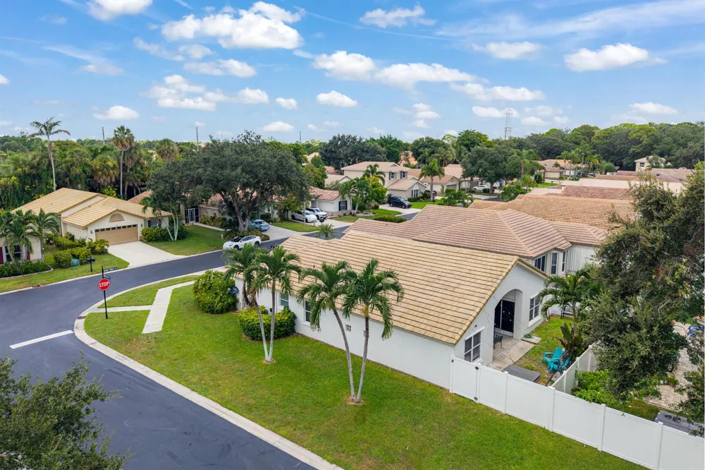 7816 MANOR FOREST LANE Boynton Beach, FL 33436