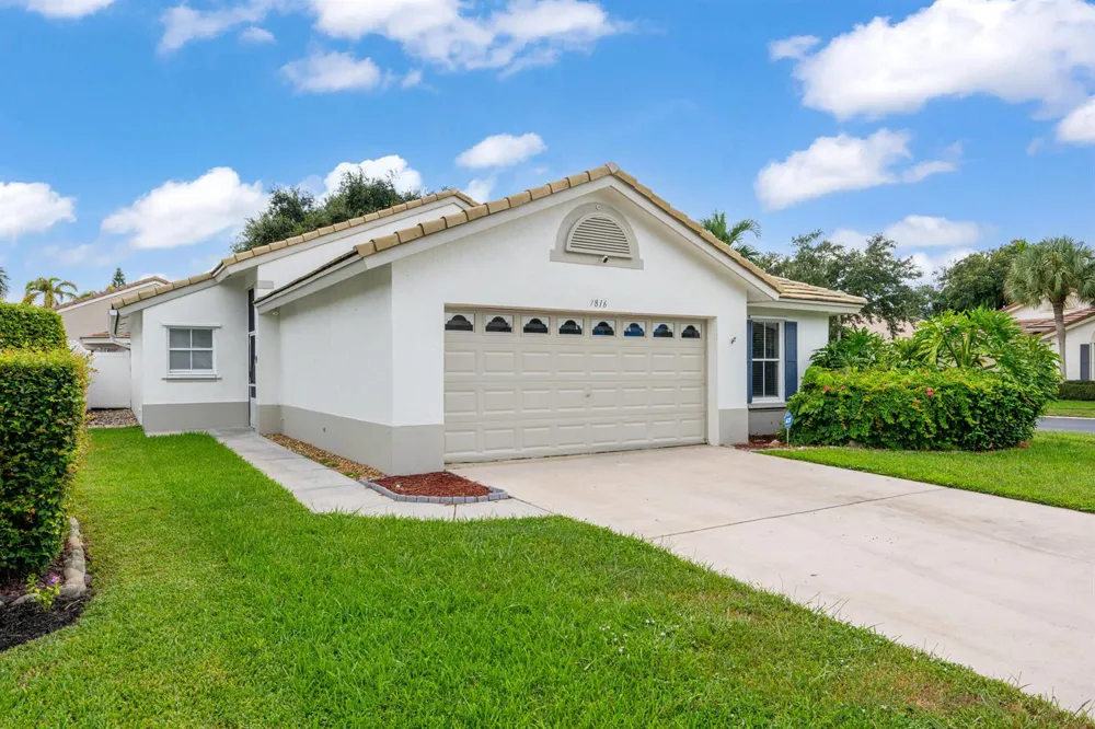 7816 MANOR FOREST LANE Boynton Beach, FL 33436