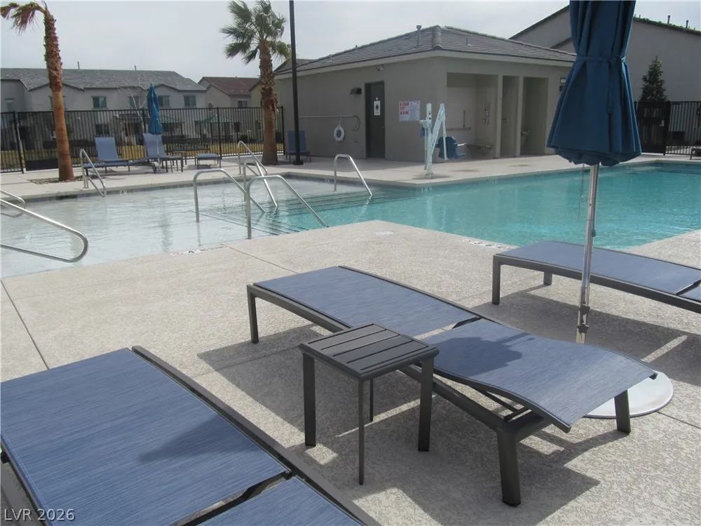 823 Grand Country Avenue North Las Vegas, NV 89086