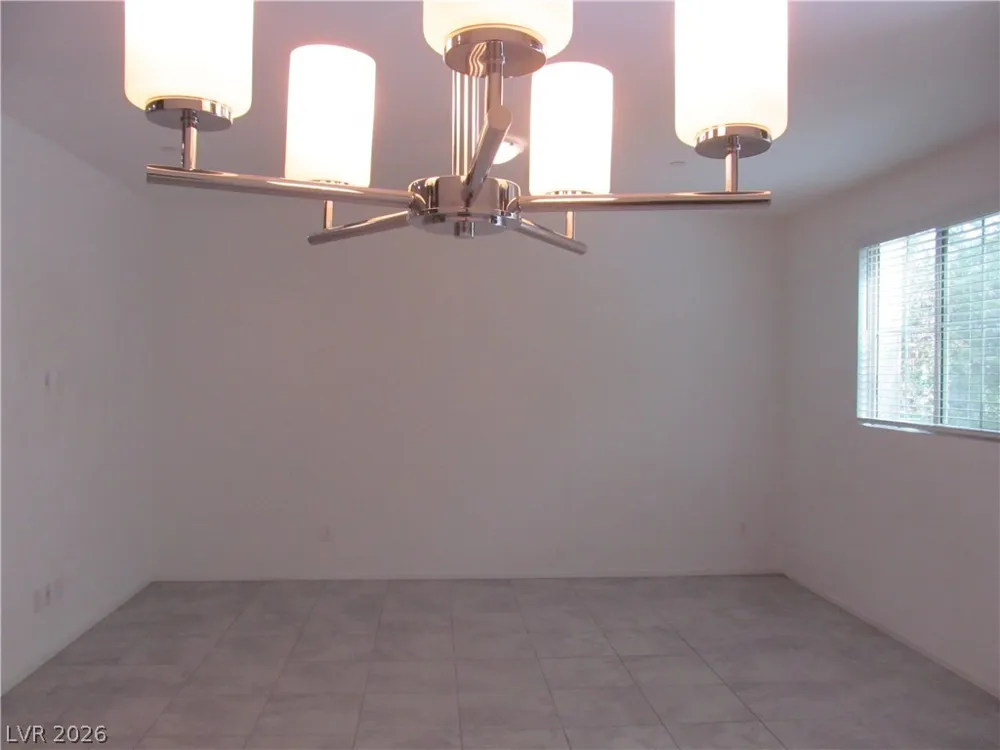 823 Grand Country Avenue North Las Vegas, NV 89086
