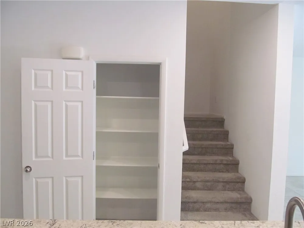 823 Grand Country Avenue North Las Vegas, NV 89086