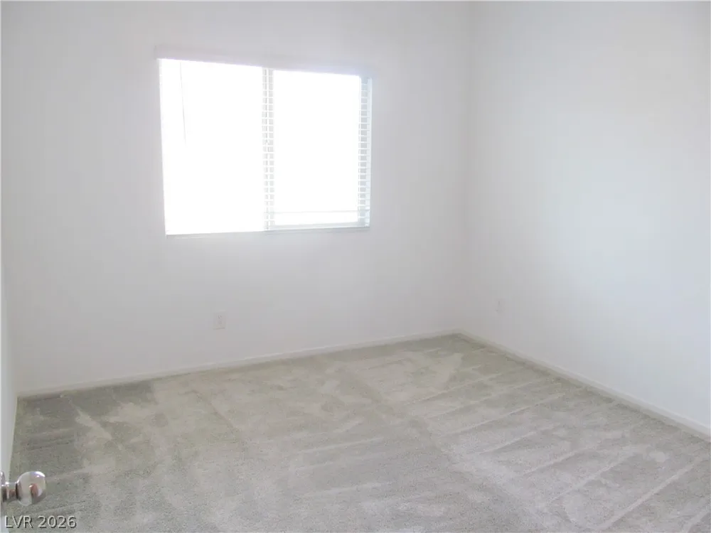 823 Grand Country Avenue North Las Vegas, NV 89086