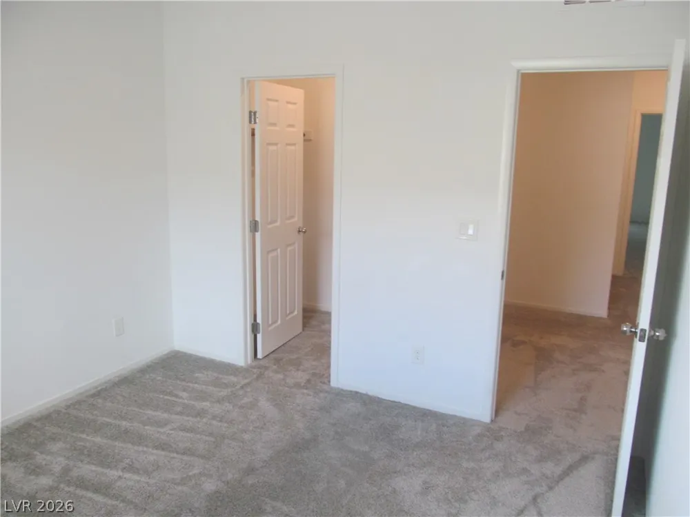 823 Grand Country Avenue North Las Vegas, NV 89086