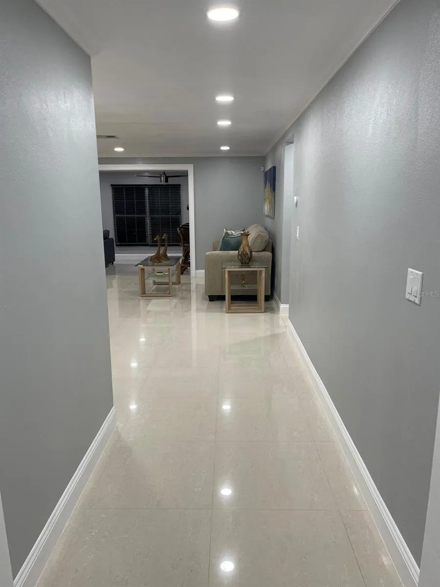 6423 MONTEREY BOULEVARD Tampa, FL 33625