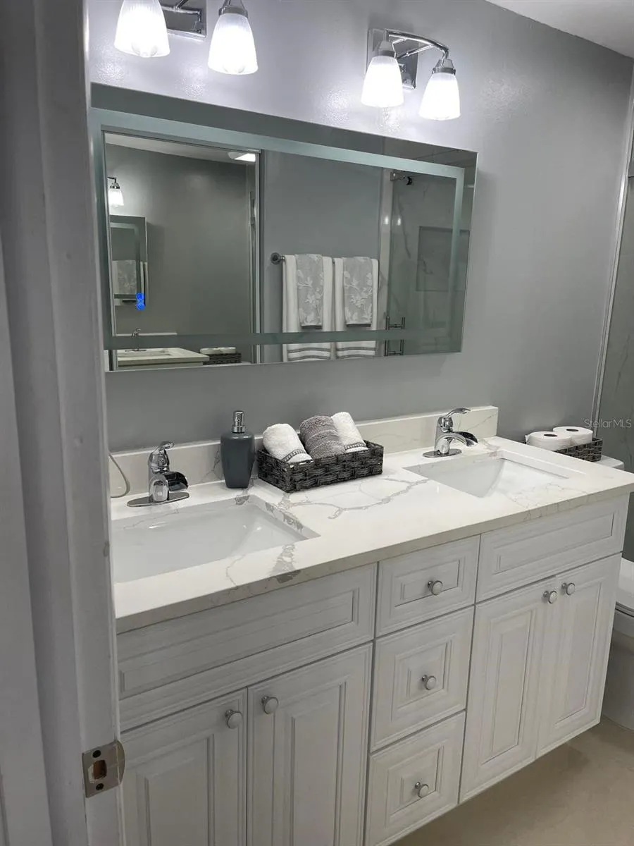 6423 MONTEREY BOULEVARD Tampa, FL 33625