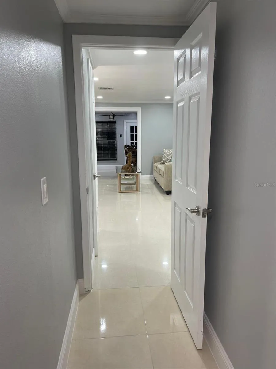6423 MONTEREY BOULEVARD Tampa, FL 33625