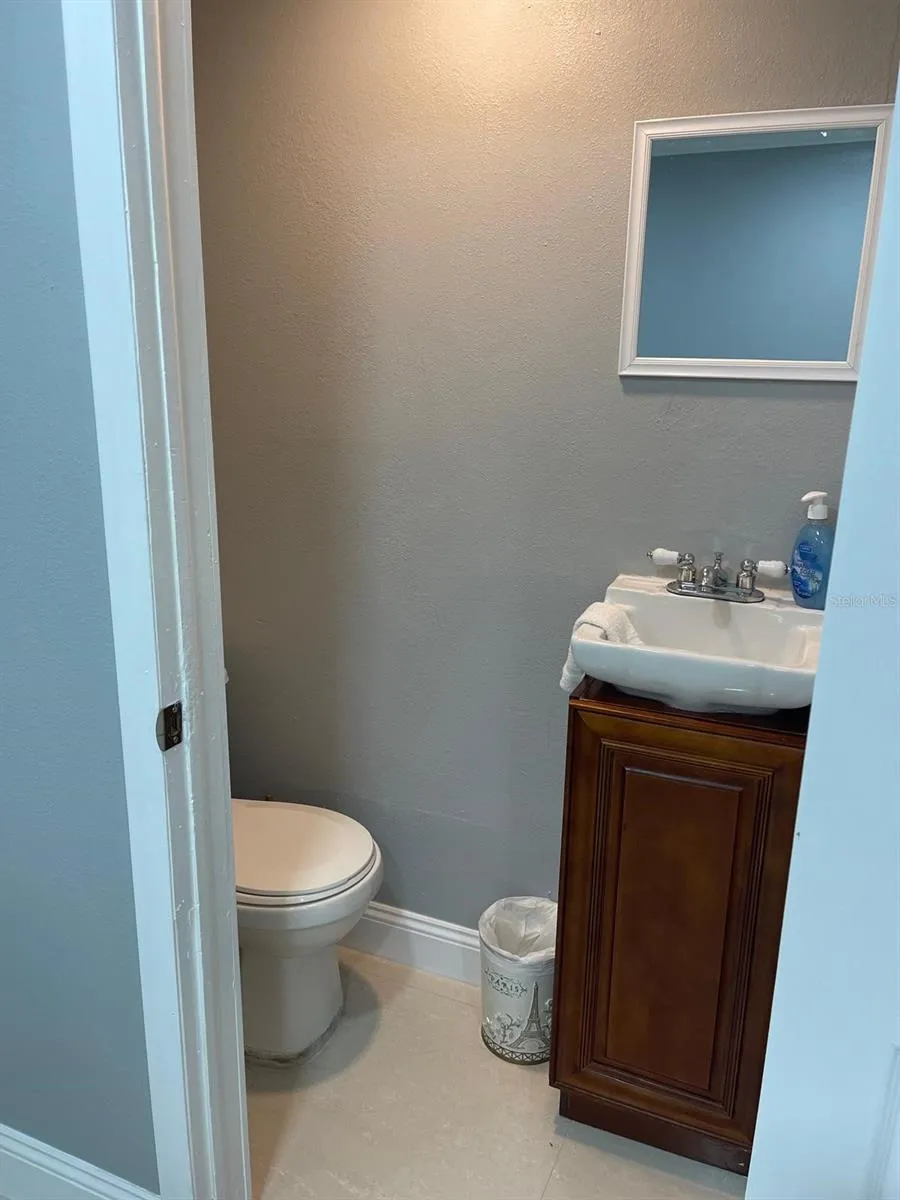 6423 MONTEREY BOULEVARD Tampa, FL 33625