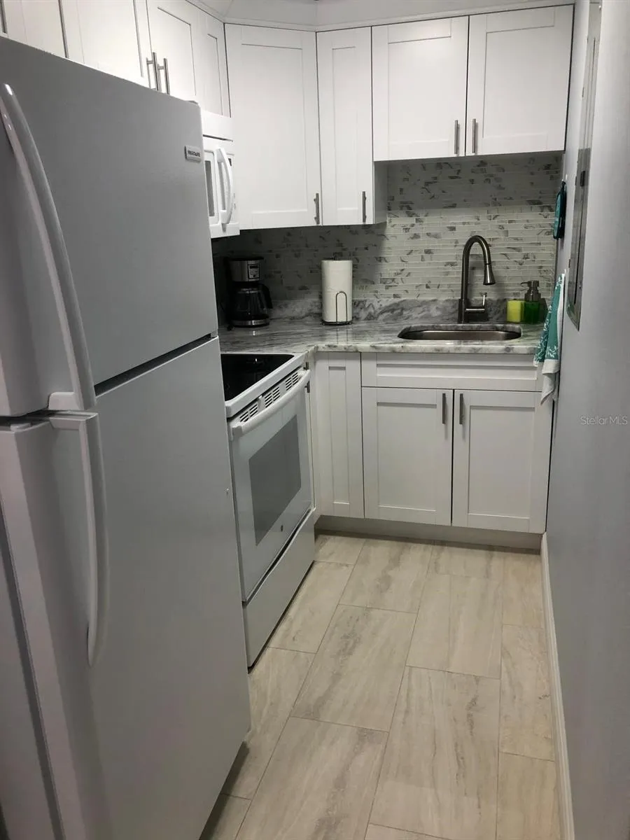 6423 MONTEREY BOULEVARD Tampa, FL 33625