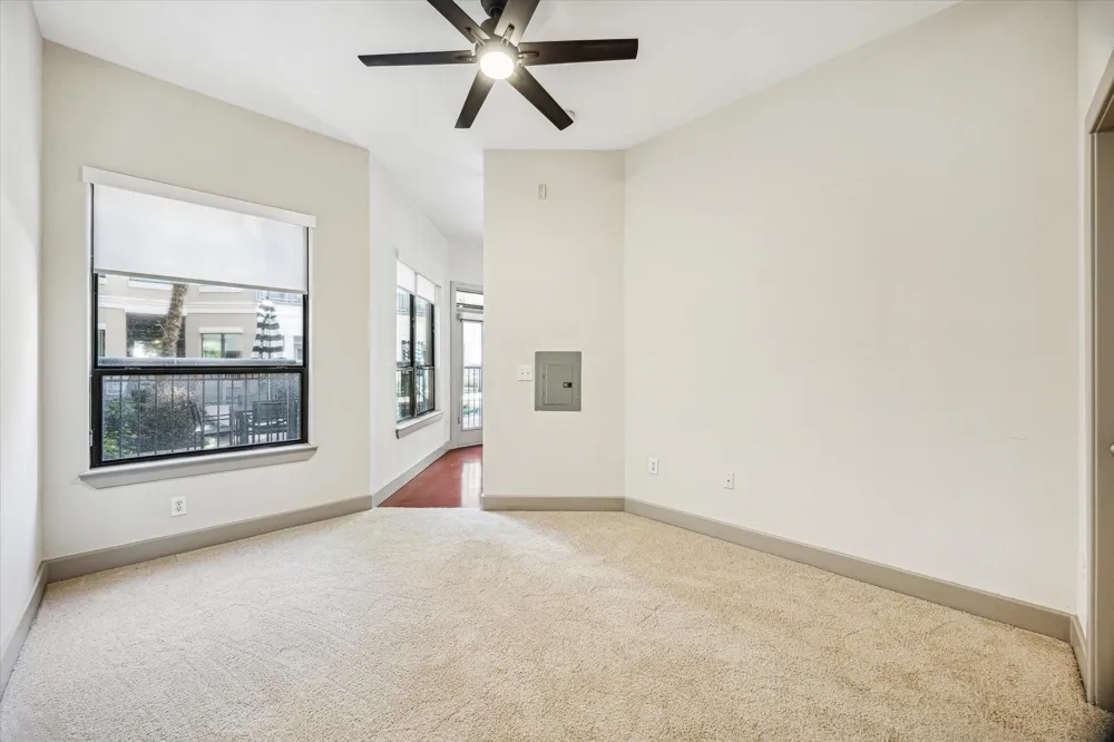 1901 Post Oak Boulevard #1211 Houston, TX 77056