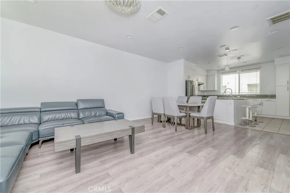 11391 Meeker #D El Monte, CA 91732