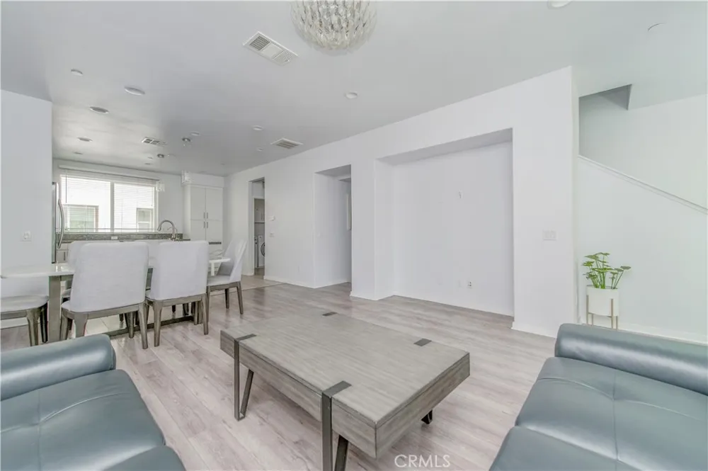 11391 Meeker #D El Monte, CA 91732