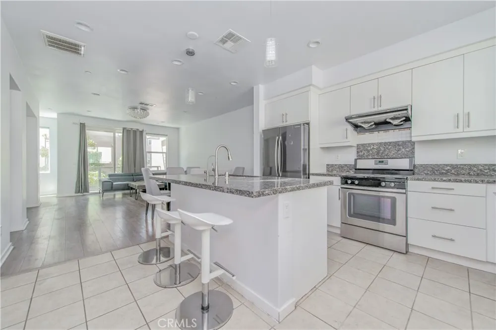 11391 Meeker #D El Monte, CA 91732