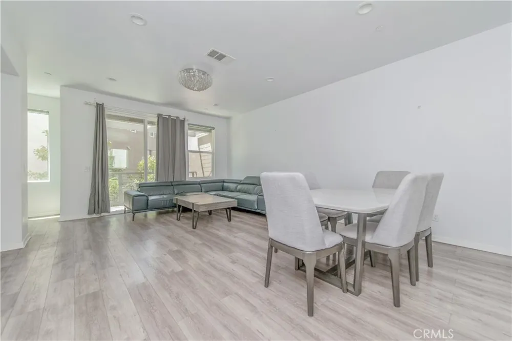 11391 Meeker #D El Monte, CA 91732