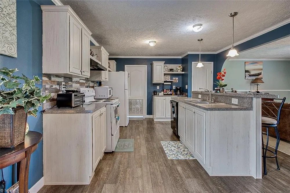 2118 and 2146 Warren Drive Staley, NC 27355