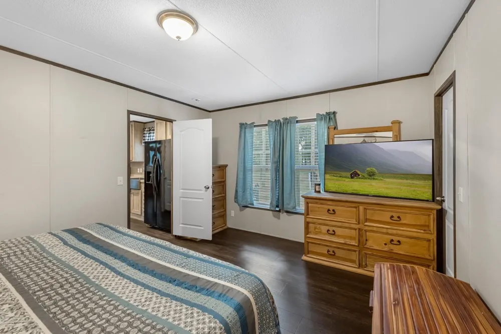 390 County Road 2230 Cleveland, TX 77327