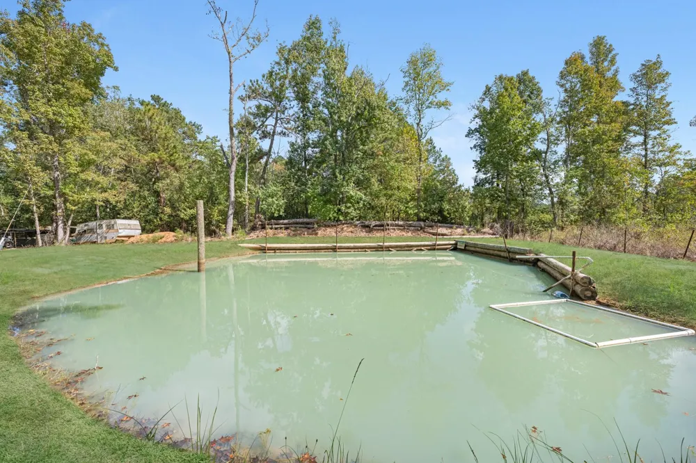 390 County Road 2230 Cleveland, TX 77327
