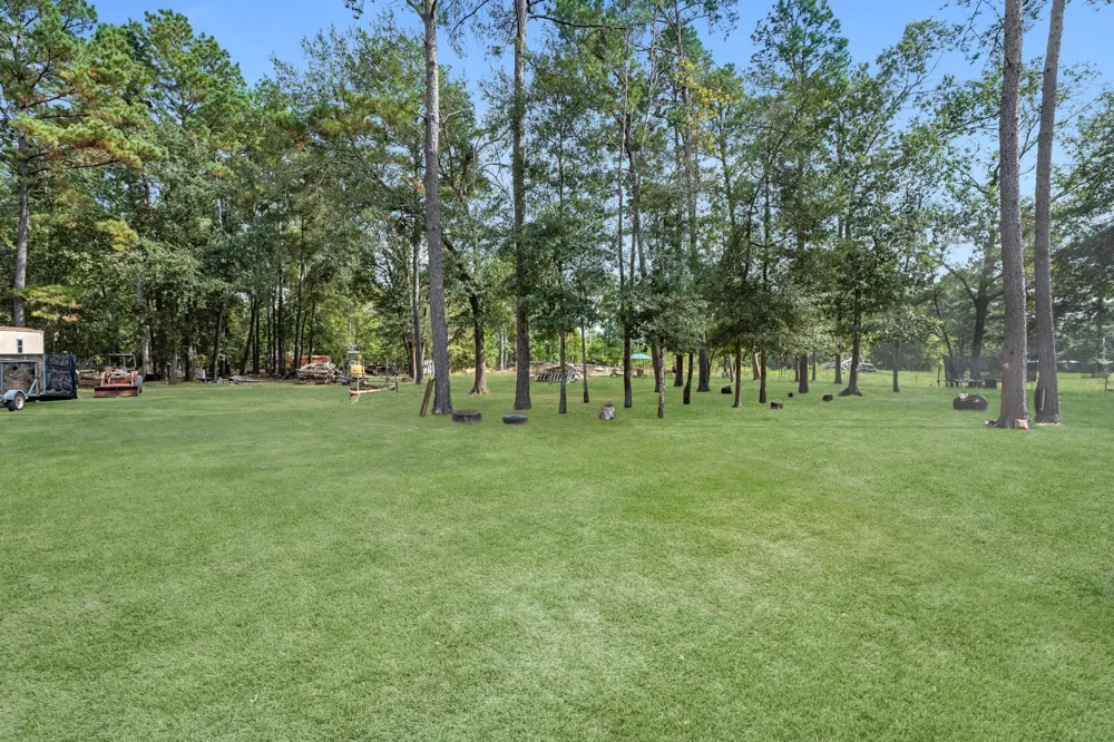 390 County Road 2230 Cleveland, TX 77327