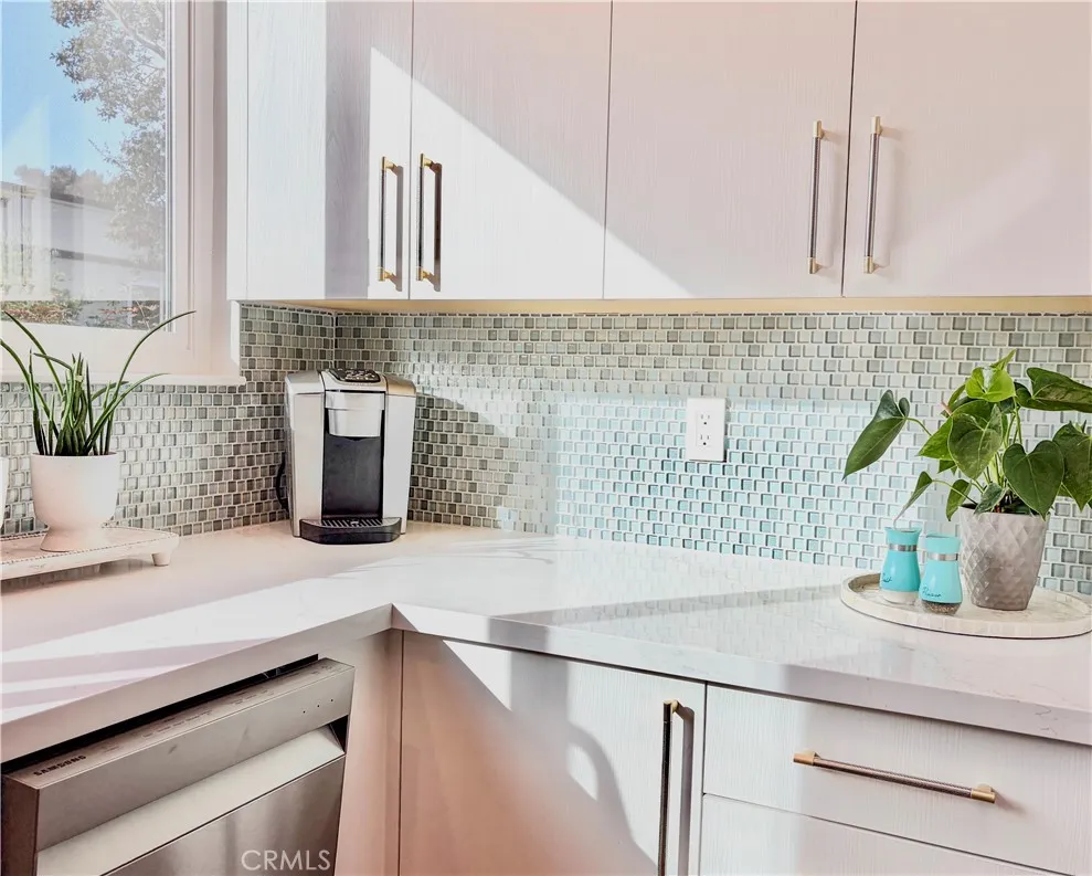 1891 McKinney Way #M15 26C Seal Beach, CA 90740
