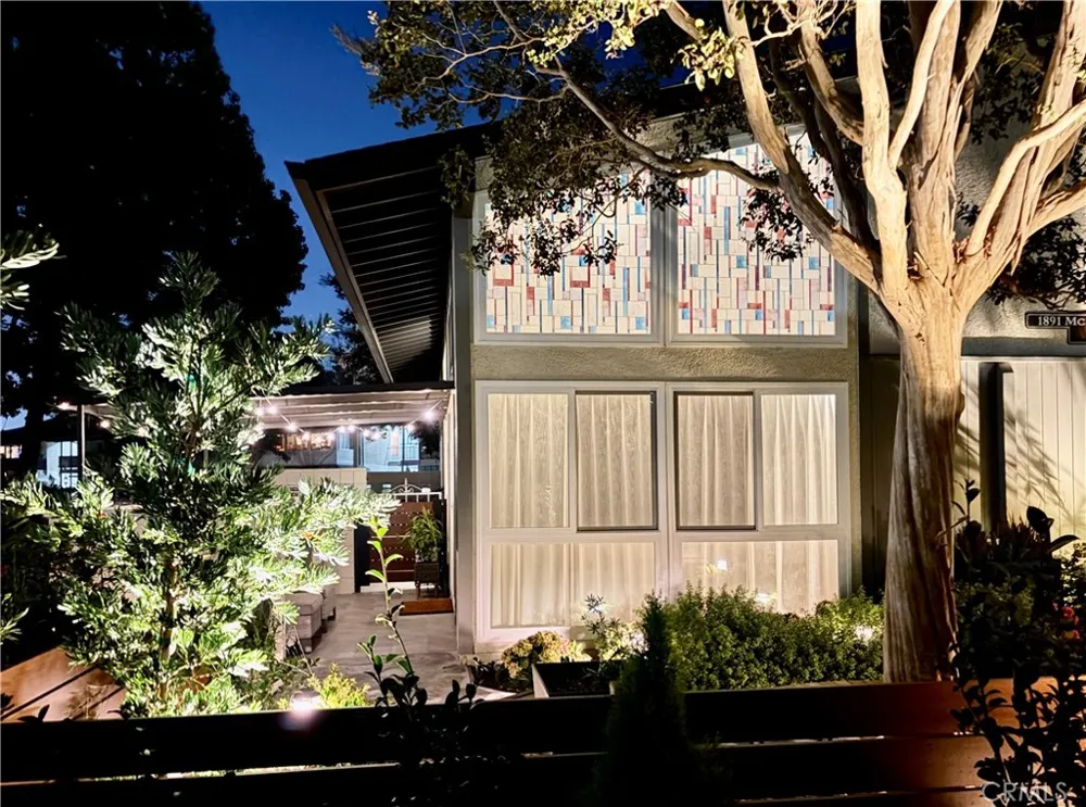 1891 McKinney Way #M15 26C Seal Beach, CA 90740