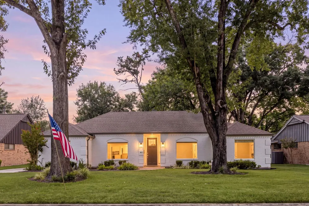 1823 Nocturne Lane Houston, TX 77043