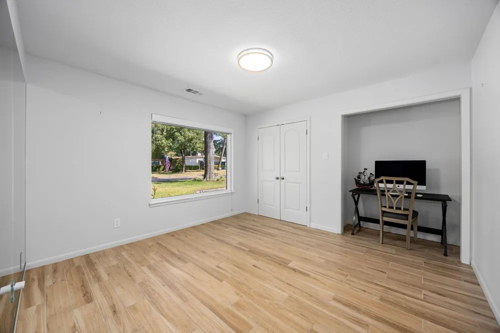 1823 Nocturne Lane Houston, TX 77043