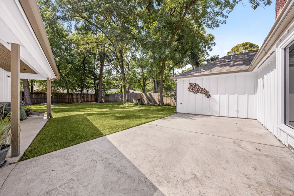 1823 Nocturne Lane Houston, TX 77043