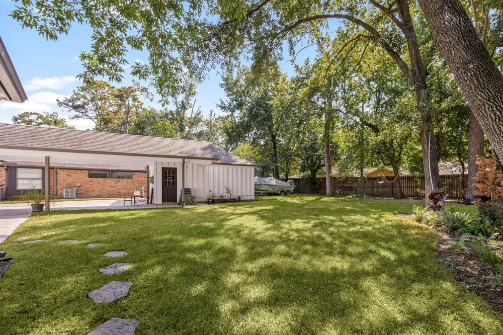 1823 Nocturne Lane Houston, TX 77043