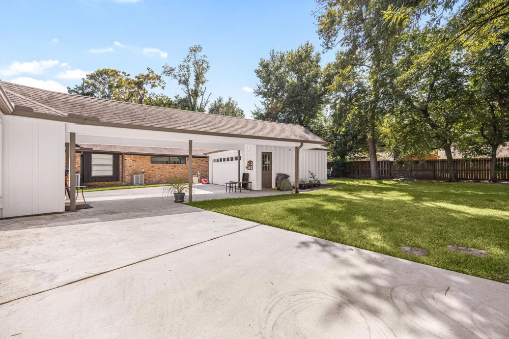 1823 Nocturne Lane Houston, TX 77043