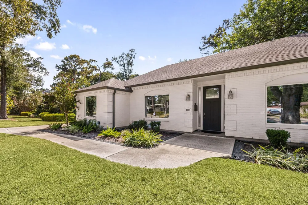 1823 Nocturne Lane Houston, TX 77043