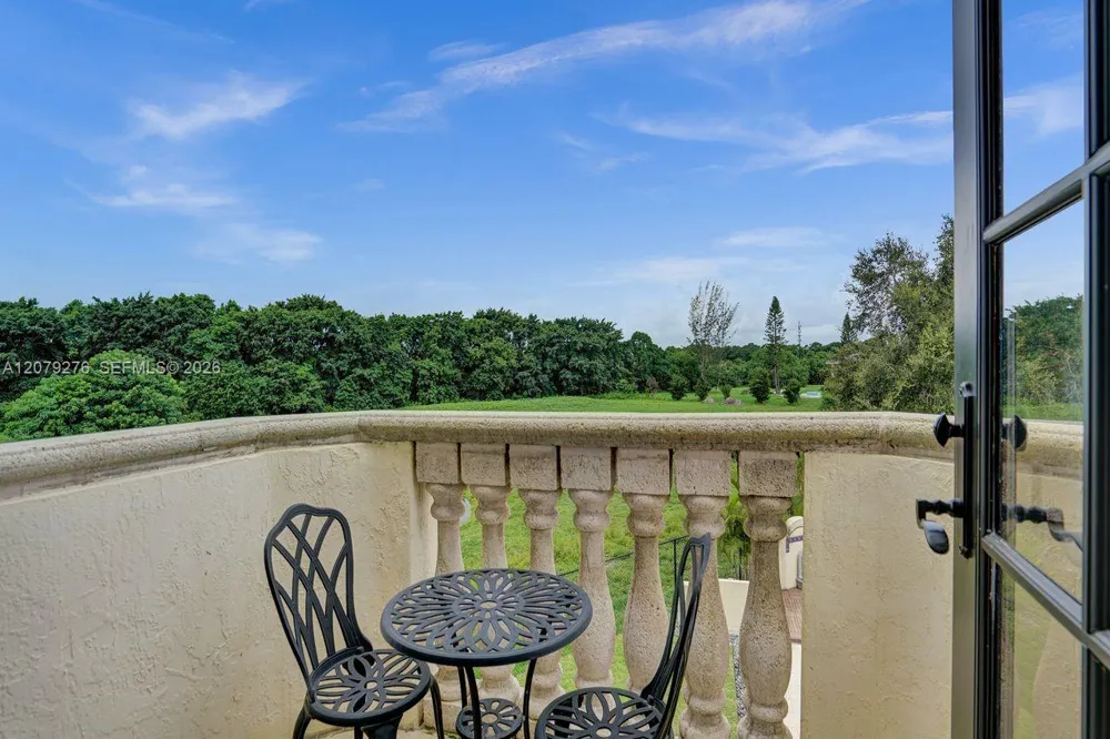 3311 SW 118th Ter Davie, FL 33330