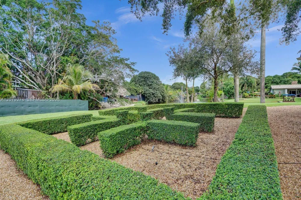 3311 SW 118th Ter Davie, FL 33330
