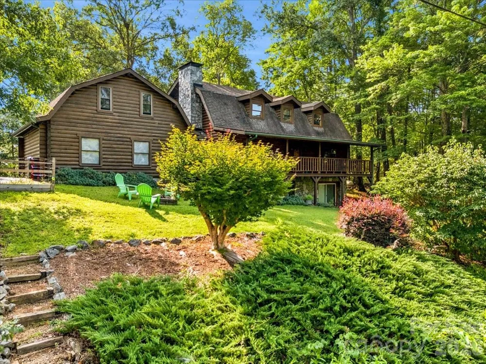 6012 Holiday Shores Avenue Nebo, NC 28761