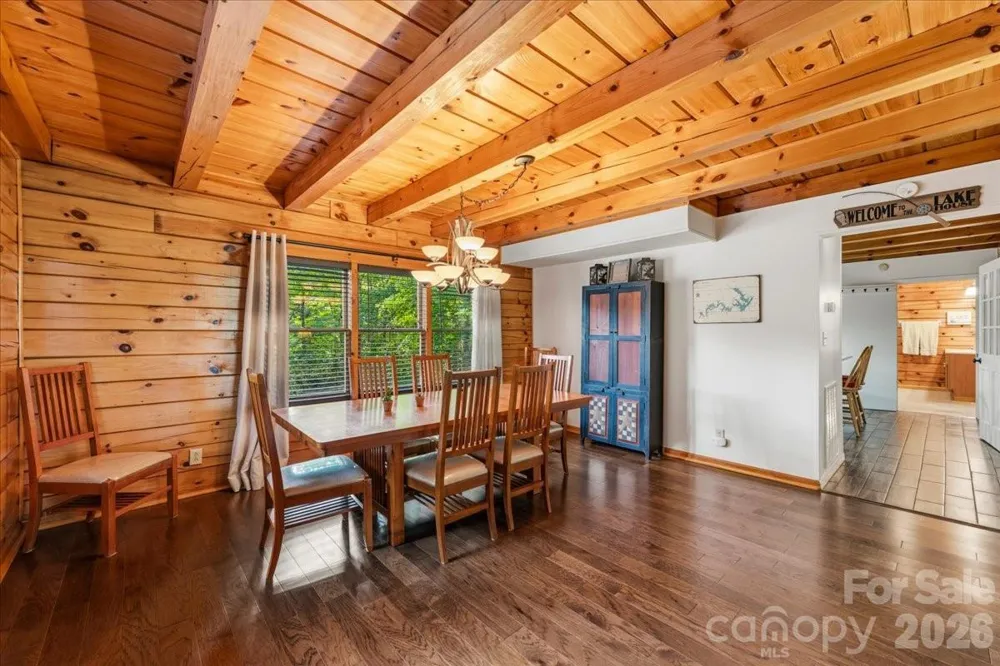 6012 Holiday Shores Avenue Nebo, NC 28761