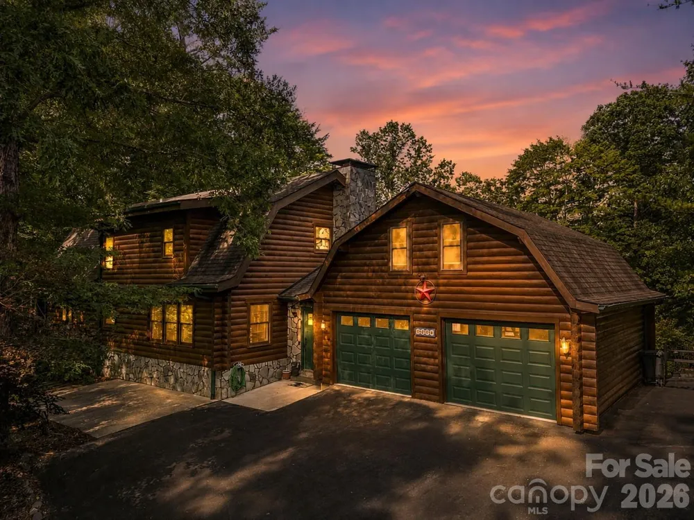 6012 Holiday Shores Avenue Nebo, NC 28761