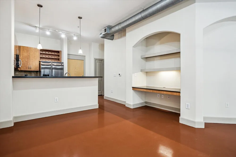 1901 Post Oak Boulevard #1211 Houston, TX 77056