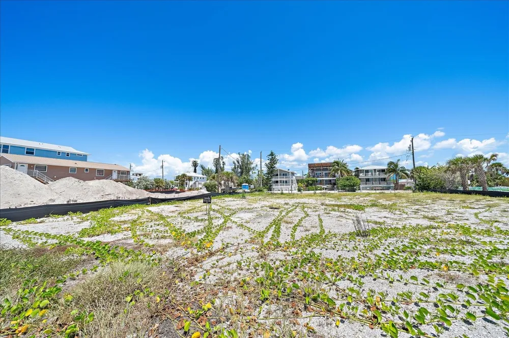1100 SHORE VIEW DRIVE Englewood, FL 34223