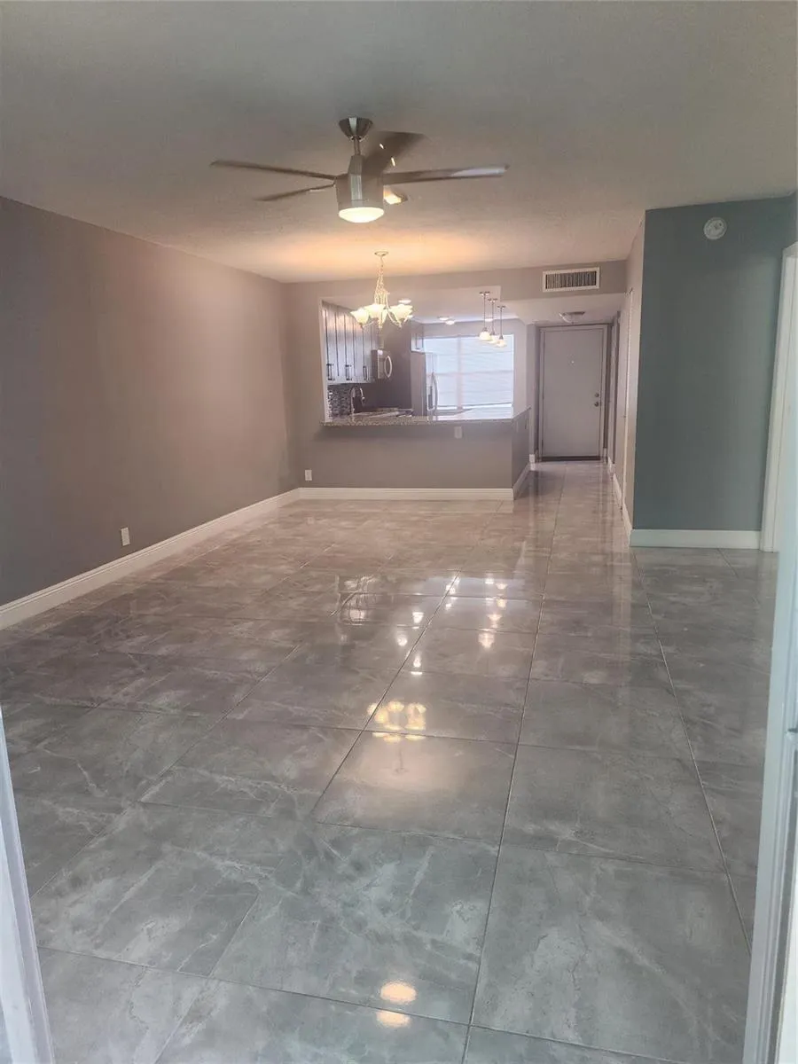 8205 NW 61st Street NW #B202 Tamarac, FL 33321