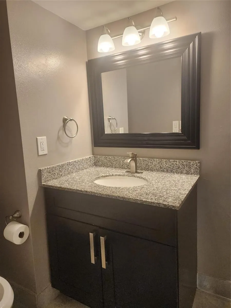 8205 NW 61st Street NW #B202 Tamarac, FL 33321